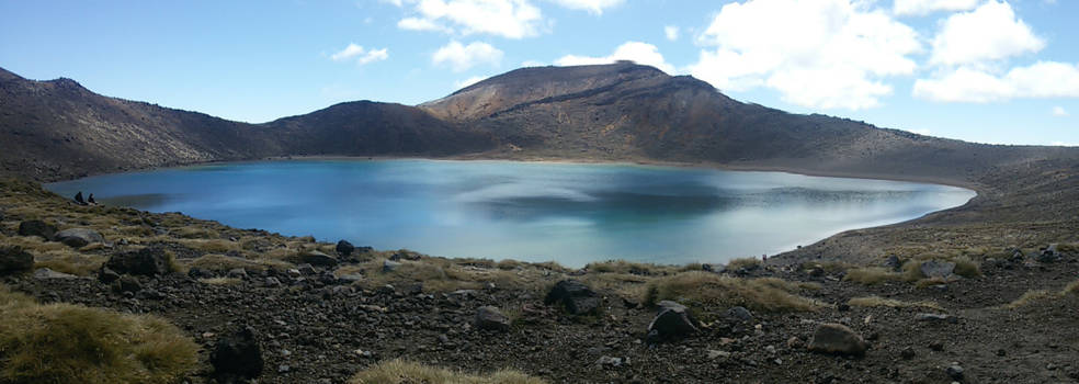 Tongariro Crossing - Blue Lake on the Tongariro Crossing
