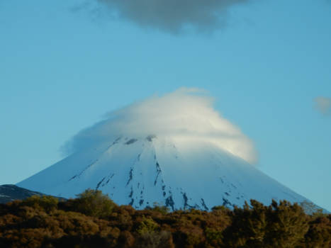 Tongariro National Park - Mount Doom with a hat