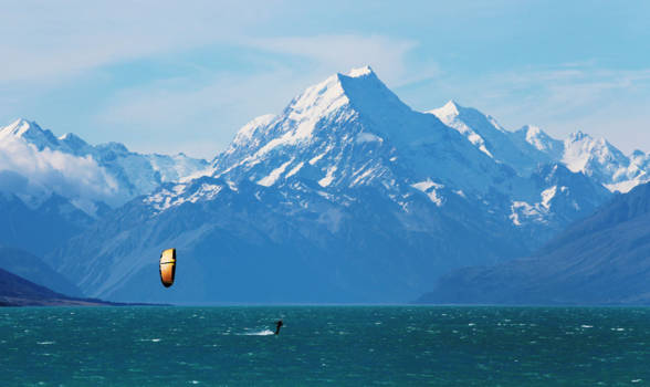 Zuidereiland - Kitesurfing Mount Cook (Lake Pukaki)