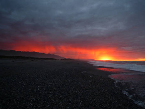 Zuidereiland - Sundown in Hokitika