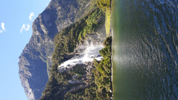 Zuidereiland - Milford Sound waterval, Nieuw-Zeeland