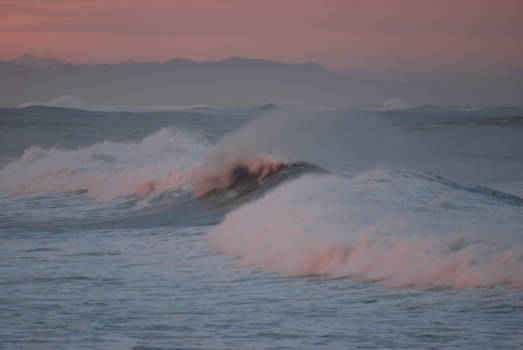 Noordereiland - Noorder eiland zonsondergang met zonlicht op de golven .