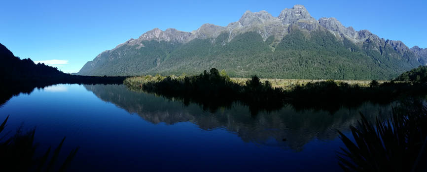 Fiordland National Park - Mirror Lakes in Fiordland National Park