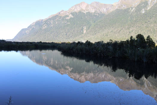Zuidereiland - Mirror lakes
