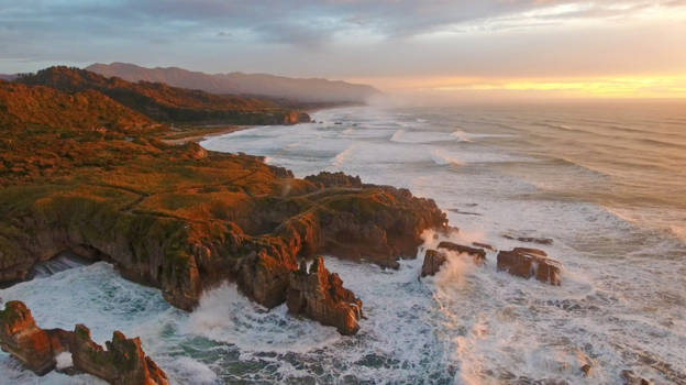 Punakaiki Pancake Rocks - Pancake Rocks, seen from above