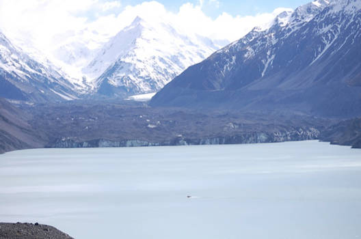 Zuidereiland - Wat is een mens nietig bij de Tasman glacier