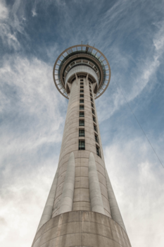 Auckland - Hoogtevrees perspectief van de Auckland Sky Tower