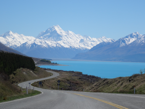Mount Cook - The way to the MT Cook
