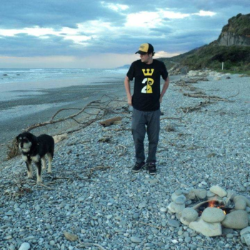 Wizard of New Zealand - Chillend in de zonsondergang in New Zealand