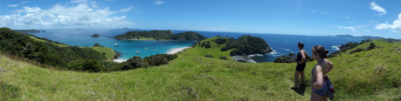 Bay of Islands - Mother and daughter (two peas in a pod)