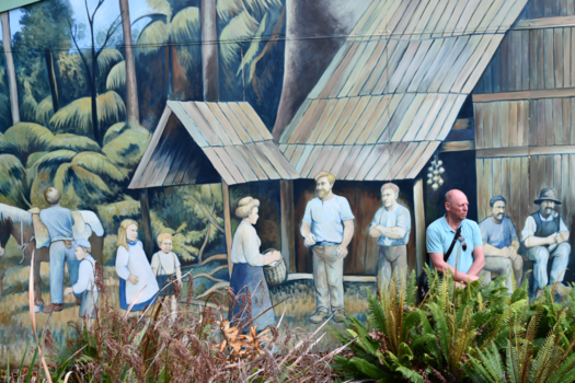 Rondreis Nieuw-Zeeland in zes weken - muurschildering in Katikati (met eigen toevoeging)