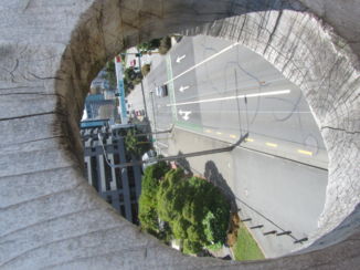 Wellington (Nieuw-Zeeland) - centrum doorkijkje vanaf houten brug