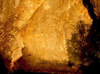 Nieuw-Zeeland - Maori carving Lake Taupo