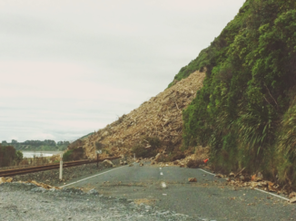 Nieuw-Zeeland - End of the road. De weg na de aardbeving