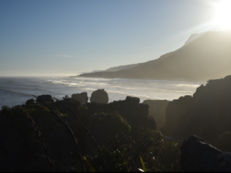 Nieuw-Zeeland - sunrise at pancake rocks